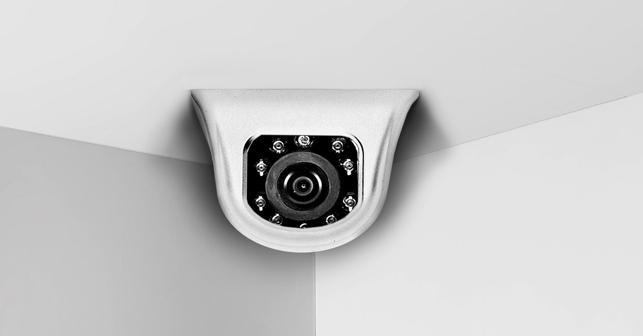 What to Look for When Buying a Security Camera (2023): Tips and Risks