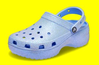 Crocs and Jibbitz Are on Sale Right Now