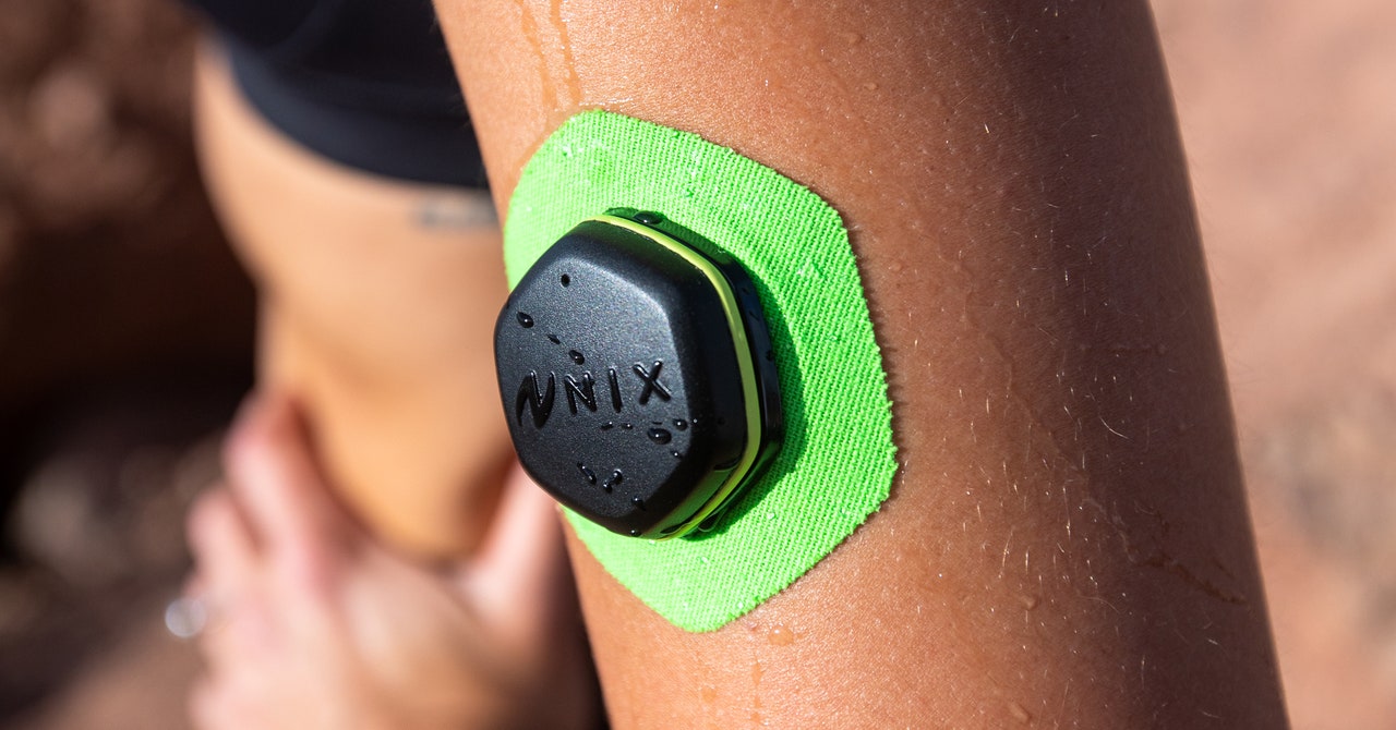 Nix Hydration Biosensor Review: Unlocking the Science of Sweat