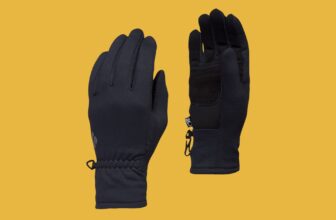 9 Best Touchscreen Gloves (2023): Knitted, Leather, Thin