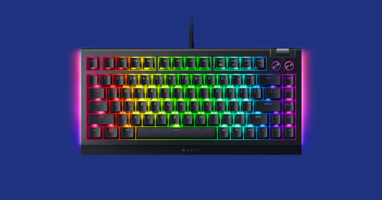 Razer BlackWidow V4 75% Review: A Colorful Entrance